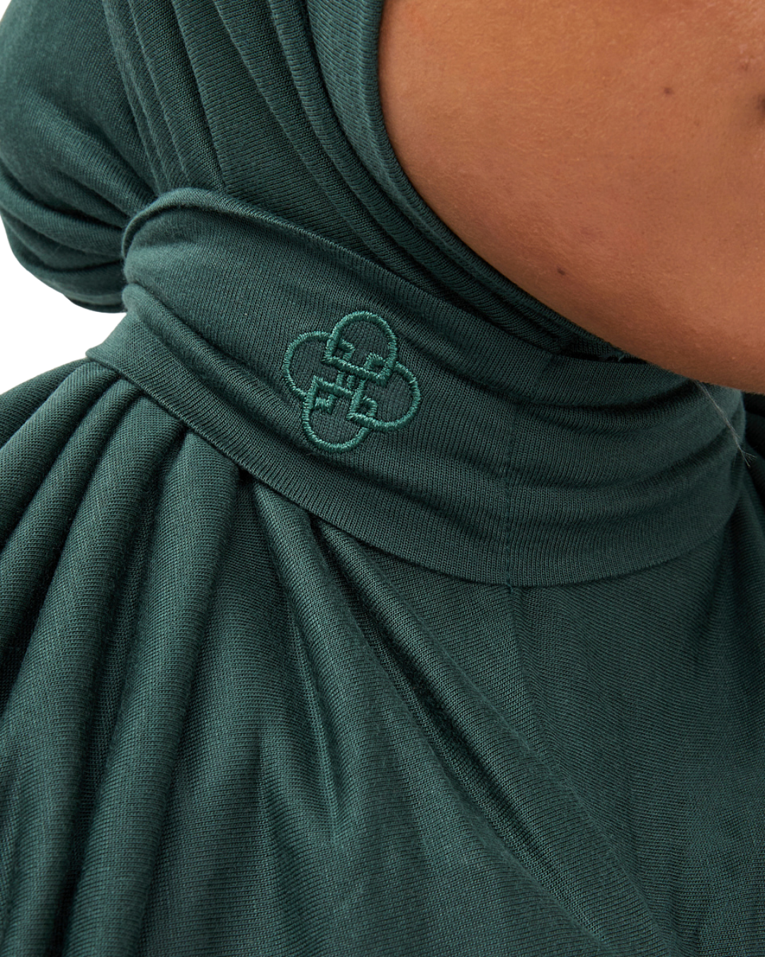 Cool-Toned Embroidery Slip-on Set