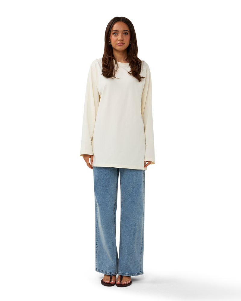 Long-Sleeved Tee Bone