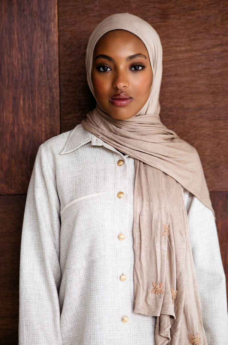 Tweed-Bluse mit Knopfleiste – Hell-Ecru